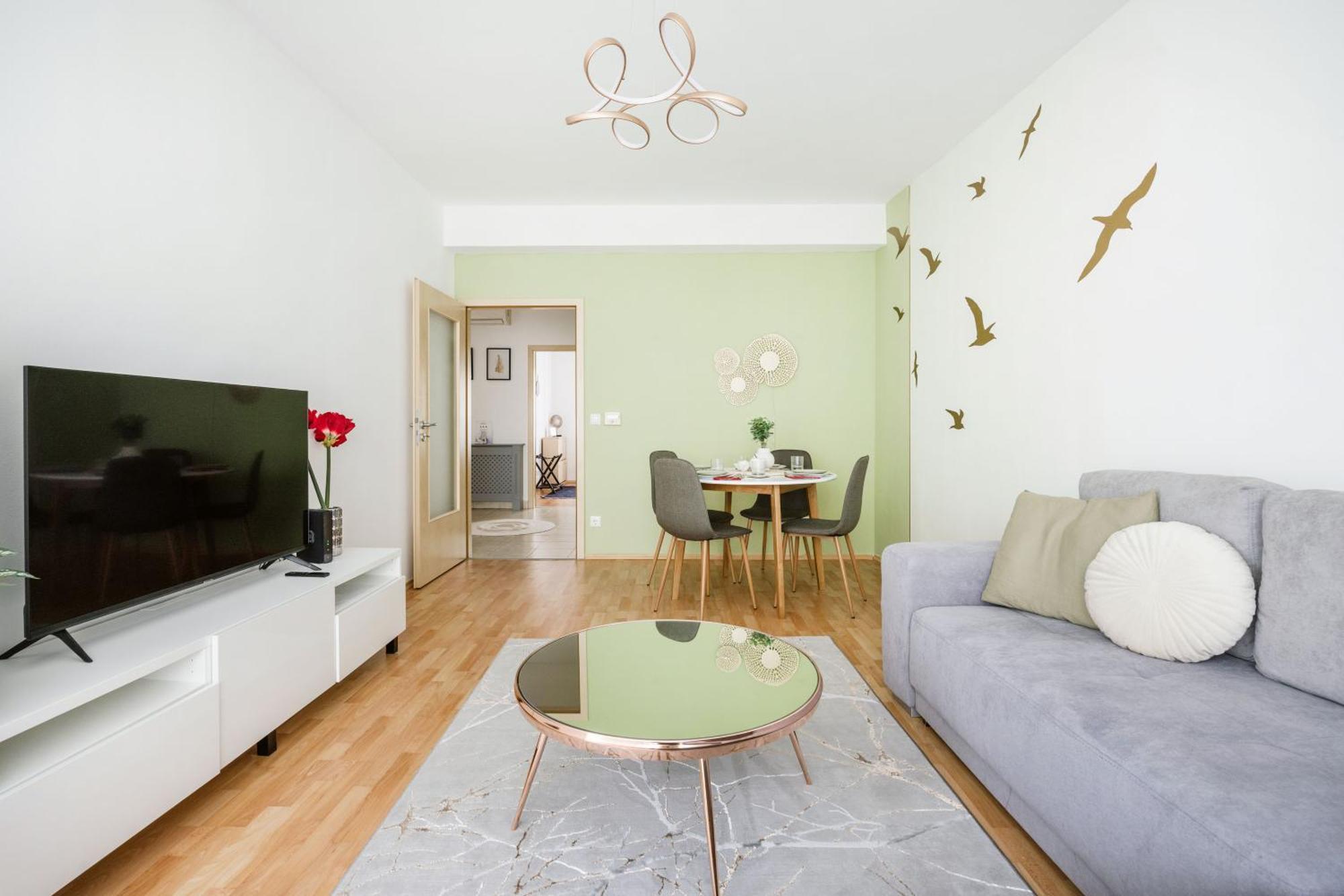 Modern Two-Bedroom Apartment With Free Parking Budapest Esterno foto